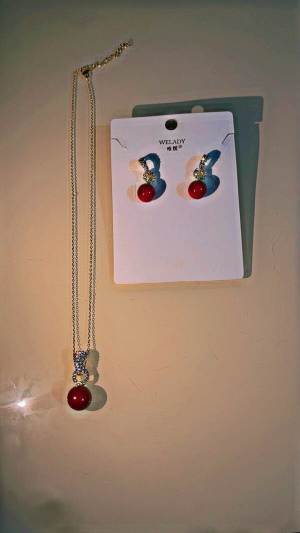 BEST QUALITY ROMANIA COMPLETE SET FOR WOMEN - Image 2